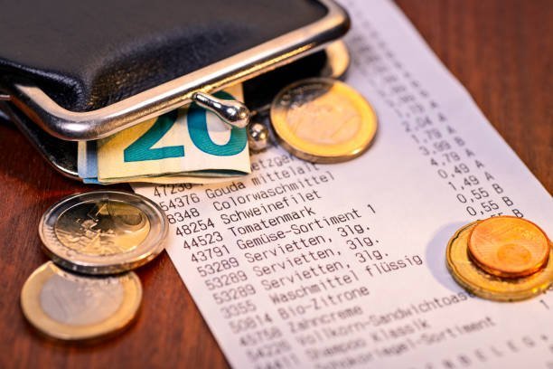 How to Save More Money on a Tight Budget 