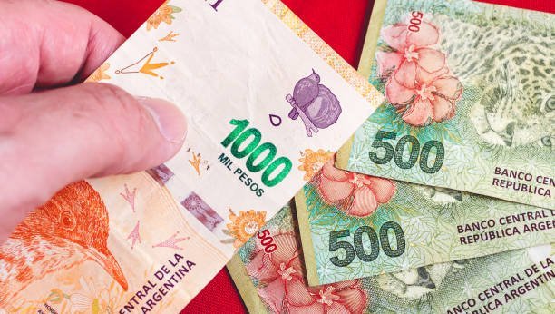 How Argentinians Can Manage Money During Rising Living Costs