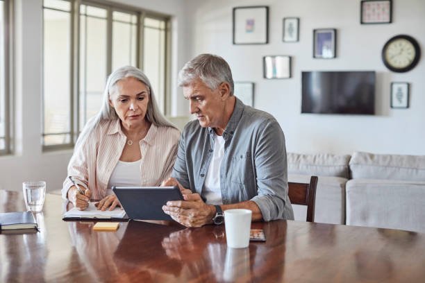 Smart Ways to Build an Emergency Fund 
