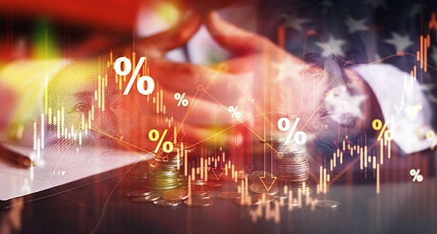 How Interest Rates Impact Borrowing and  Saving in the USA